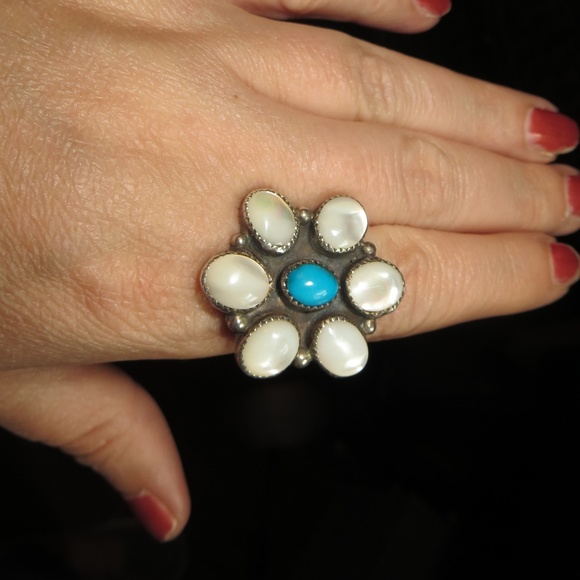 Jewelry - Amazing Estate Sterling Ring
